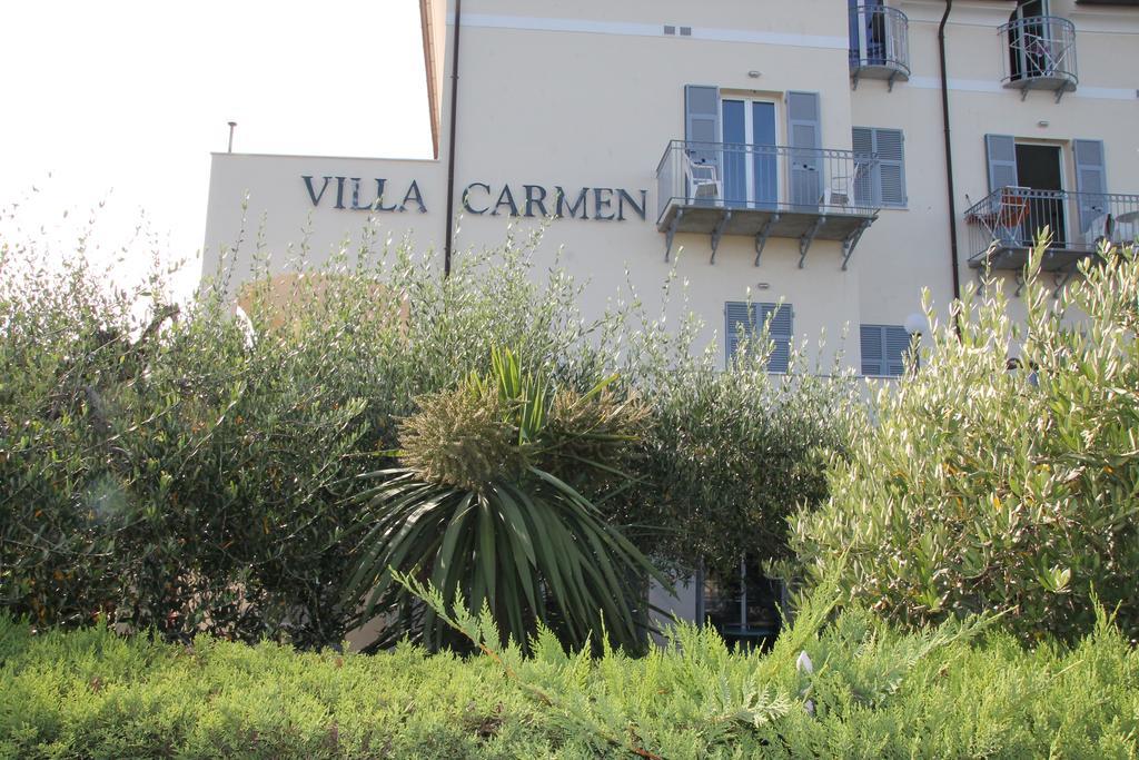 פייטרה ליגורה Residence Villa Carmen Fronte Mare A 50 Mt מראה חיצוני תמונה