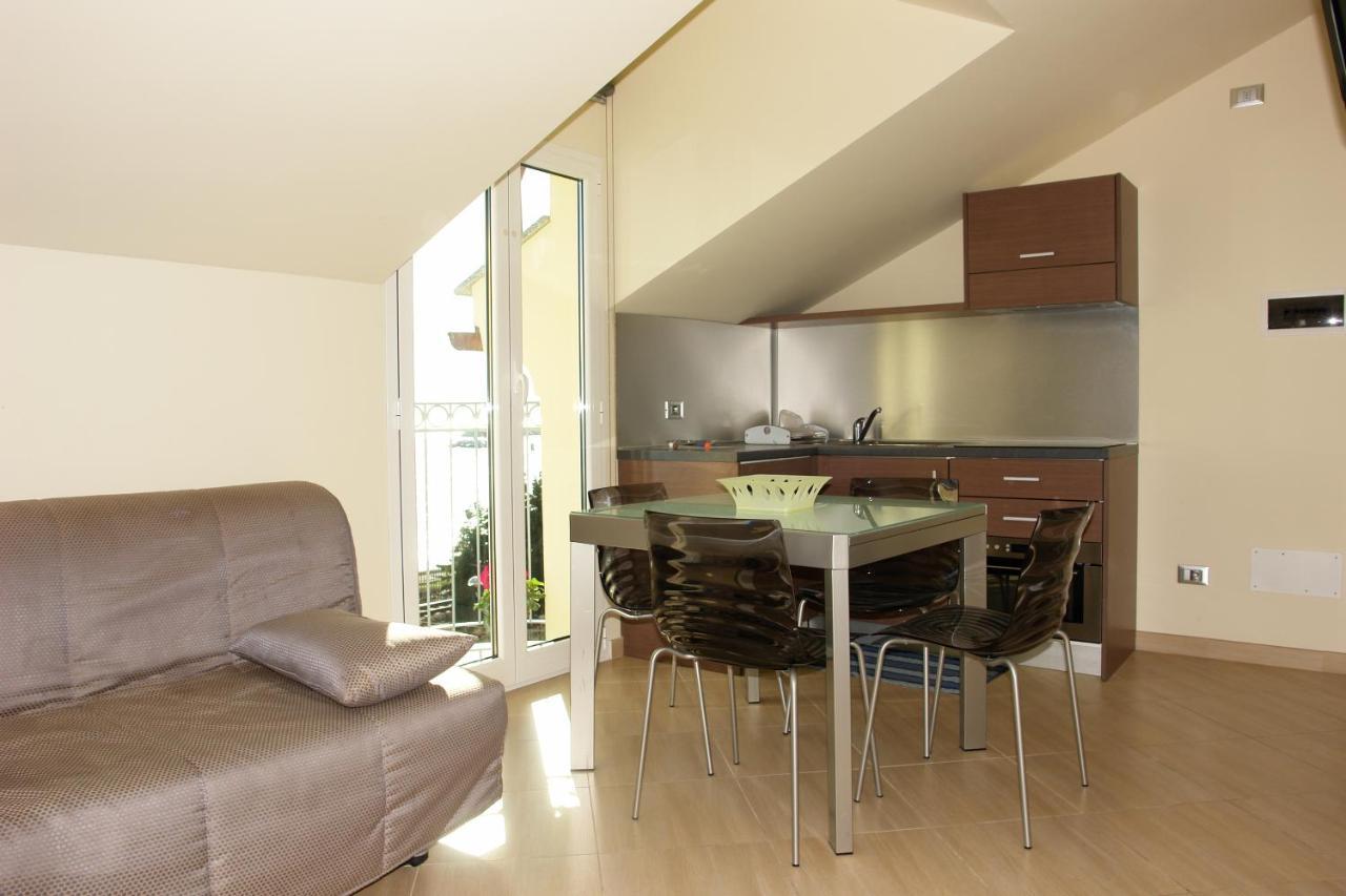 פייטרה ליגורה Residence Villa Carmen Fronte Mare A 50 Mt מראה חיצוני תמונה