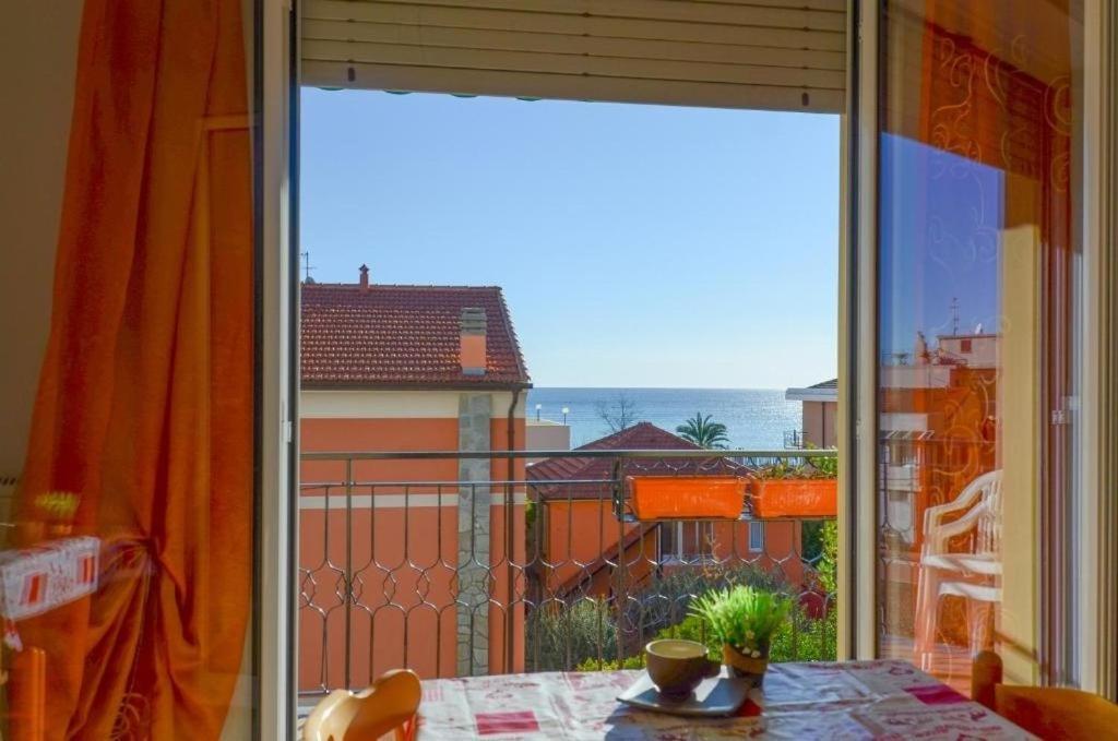 פייטרה ליגורה Residence Villa Carmen Fronte Mare A 50 Mt מראה חיצוני תמונה