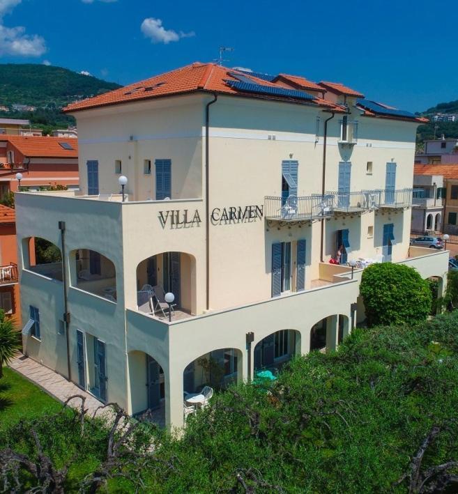 פייטרה ליגורה Residence Villa Carmen Fronte Mare A 50 Mt מראה חיצוני תמונה