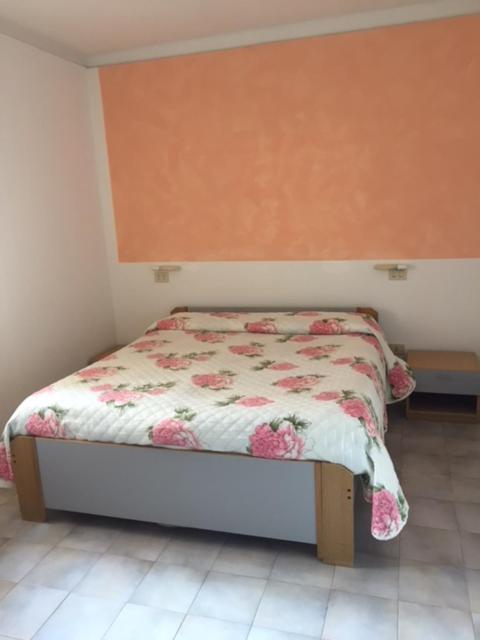 פייטרה ליגורה Residence Villa Carmen Fronte Mare A 50 Mt מראה חיצוני תמונה